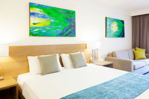 Metro Aspire Hotel Sydney - Airlie Beach Holiday 16