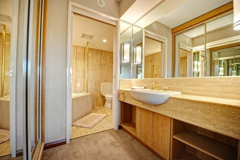 Charlesworth Bay Beach Resort - Airlie Beach Holiday 18