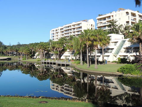 Charlesworth Bay Beach Resort - Airlie Beach Holiday 0