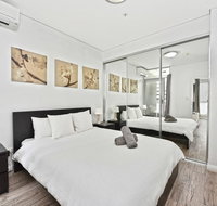 Comfortable Apartment in Central Sydney - Airlie Beach Holiday