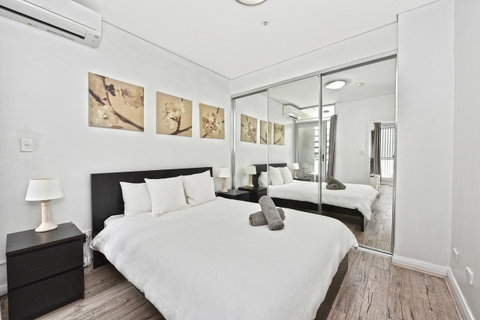 Comfortable Apartment In Central Sydney - Airlie Beach Holiday 0