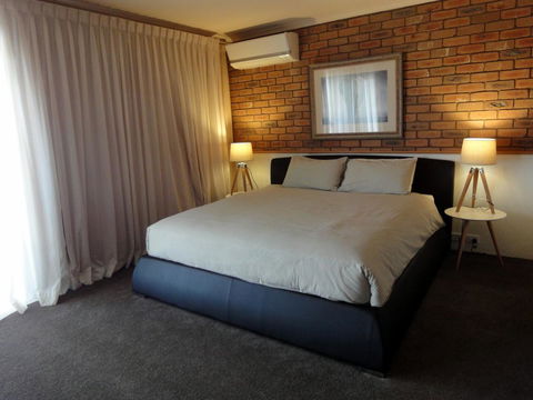 Summerhill Motor Inn - Airlie Beach Holiday 36