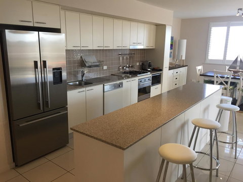 Grandview Apartments - Airlie Beach Holiday 2
