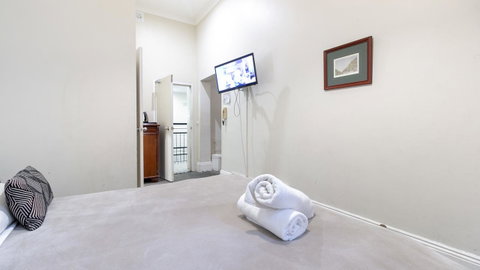 Woolbrokers Hotel - Airlie Beach Holiday 10