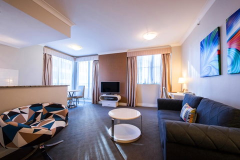 Seasons Harbour Plaza - Airlie Beach Holiday 29