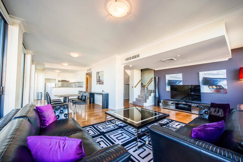 Seasons Harbour Plaza - Airlie Beach Holiday 28