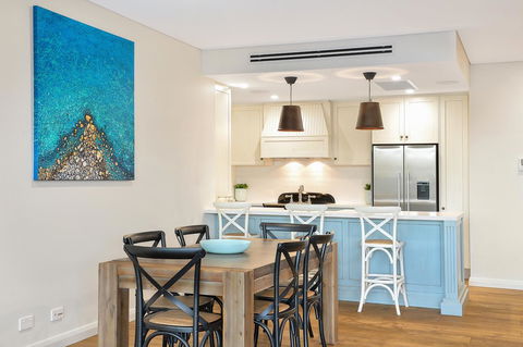 Belle Vue- Penthouse At Black Beach - Airlie Beach Holiday 7