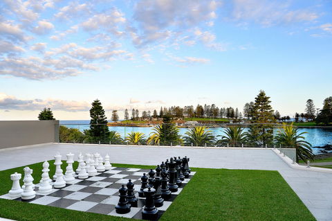 Belle Vue- Penthouse At Black Beach - Airlie Beach Holiday 18