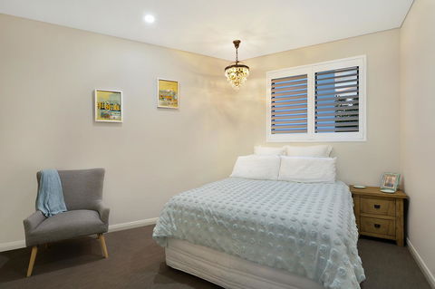 Belle Vue- Penthouse At Black Beach - Airlie Beach Holiday 12