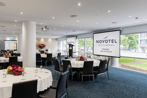 Novotel Sydney Darling Square - Airlie Beach Holiday 21