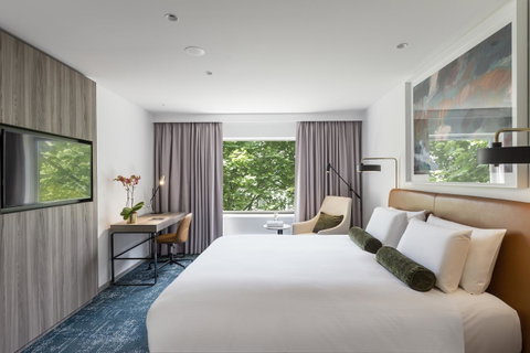 Novotel Sydney Darling Square - Airlie Beach Holiday 17