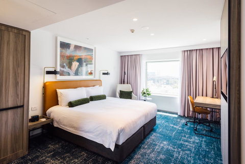 Novotel Sydney Darling Square - Airlie Beach Holiday 31