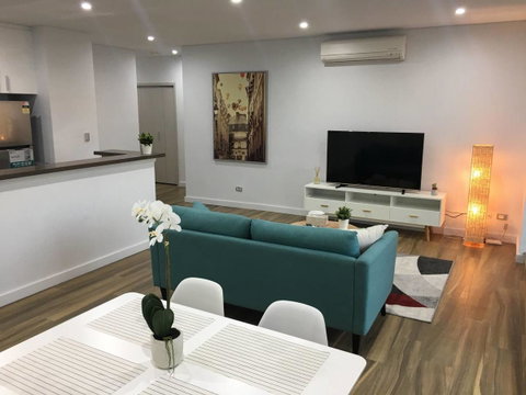 Specious Apartment With 2 Large Bedrooms - Airlie Beach Holiday 0