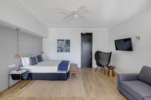 Regents Court Sydney - Airlie Beach Holiday 31