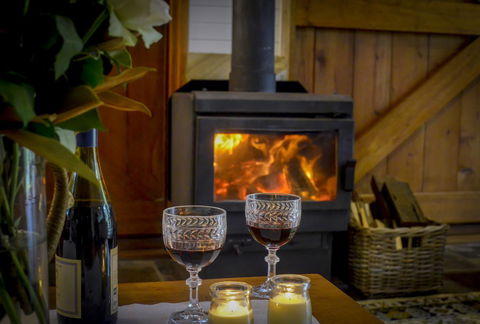 Arcadia - The Barn Cottage & Rosehill Cottage - Airlie Beach Holiday 7