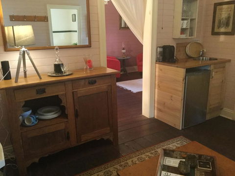 Arcadia - The Barn Cottage & Rosehill Cottage - Airlie Beach Holiday 23