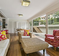 Summery spacious 4 bed home in Kurraba Point - Airlie Beach Holiday