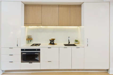 Orange Stay Apartments Potts Point - Airlie Beach Holiday 6