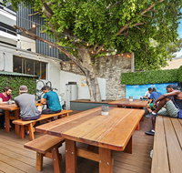 Summer House Kings Cross Sydney - Airlie Beach Holiday