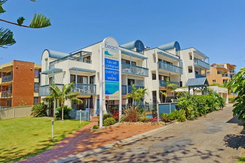 Beach House Holiday Apartments - Airlie Beach Holiday 13