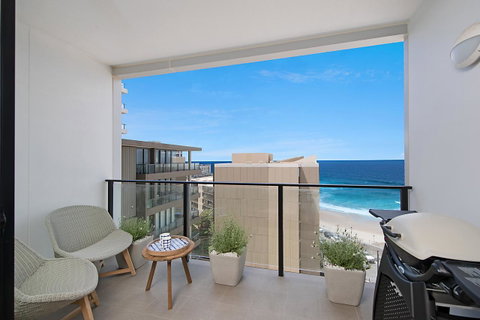 Arena Luxury Beachfront Apartment - Airlie Beach Holiday 14