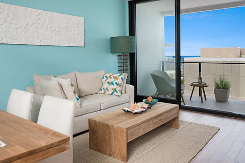 Arena Luxury Beachfront Apartment - Airlie Beach Holiday 44