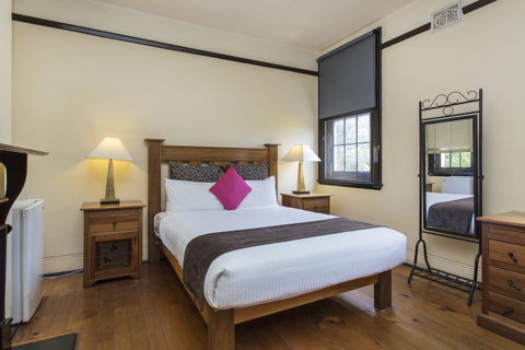 Sydney Harbour Bed And Breakfast - Airlie Beach Holiday 41