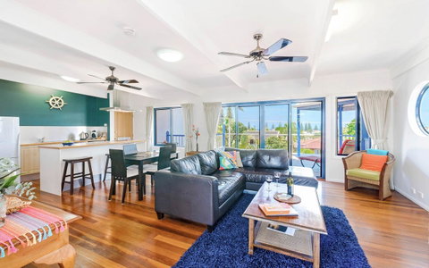 Coast Yamba - Adults Only - Airlie Beach Holiday 7