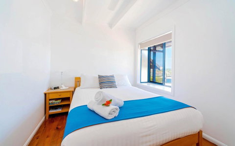Coast Yamba - Adults Only - Airlie Beach Holiday 5