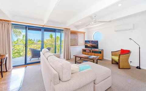 Coast Yamba - Adults Only - Airlie Beach Holiday 21