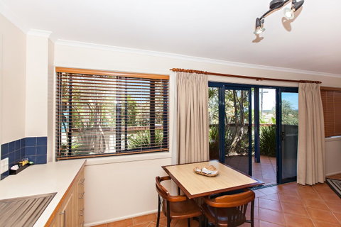 Coast Yamba - Adults Only - Airlie Beach Holiday 32