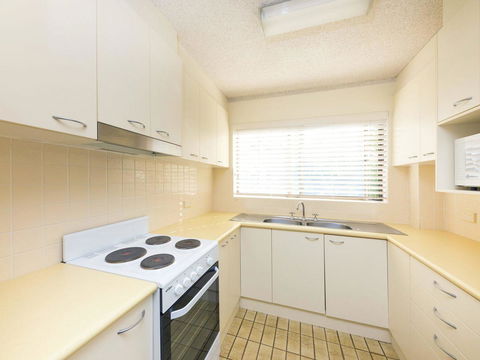 Centrepoint 10 - Airlie Beach Holiday 7