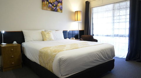 Highway Motor Inn Taree - Airlie Beach Holiday 16