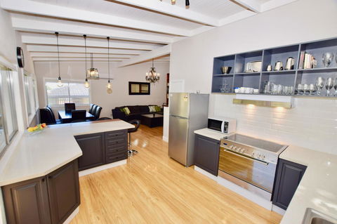 Wildlife Lodge Katoomba - Airlie Beach Holiday 18