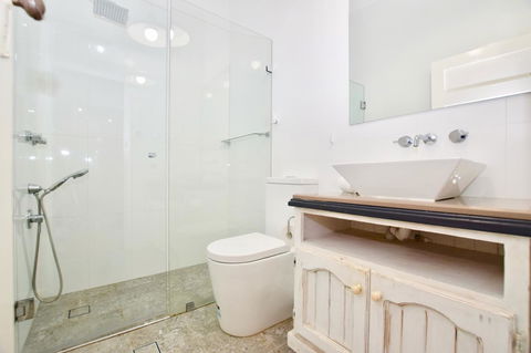 Wildlife Lodge Katoomba - Airlie Beach Holiday 5