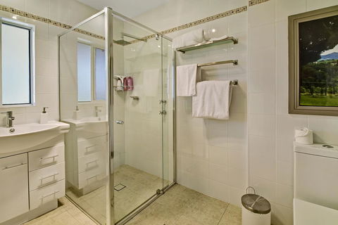 Bundanoon Lodge - Airlie Beach Holiday 40