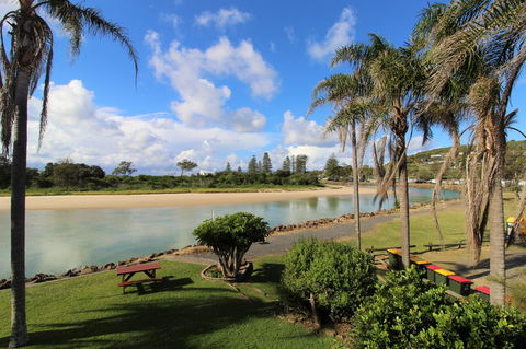 Beachfront 3, 25 Willow Street - Airlie Beach Holiday 8