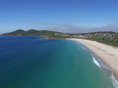 2 Cliff Road - Airlie Beach Holiday 1