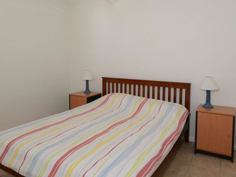 2 Cliff Road - Airlie Beach Holiday 6