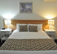 Albury Burvale Motor Inn - Airlie Beach Holiday
