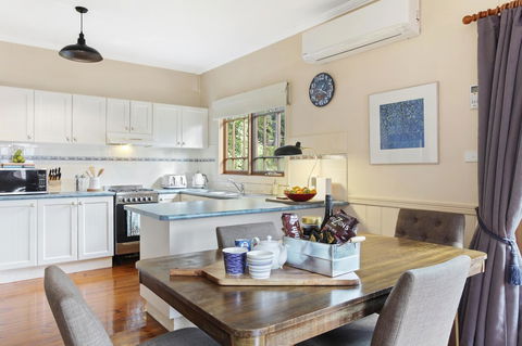 Allegra Cottage Of Leura - Airlie Beach Holiday 1