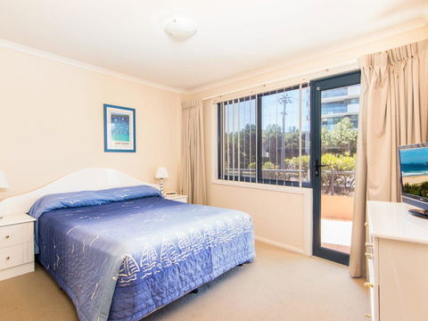 Millennium 102 With Pool In Complex - Airlie Beach Holiday 3