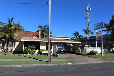 Golden Sands Motor Inn - Airlie Beach Holiday 18