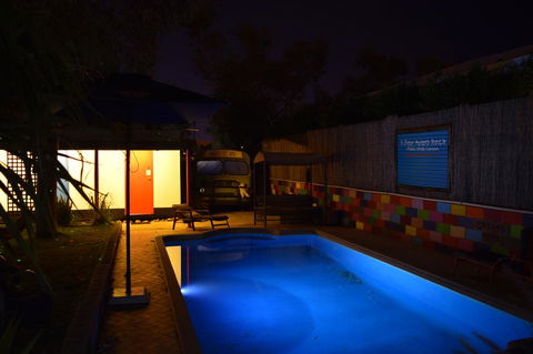 Alice\'s Secret Travellers Inn - Airlie Beach Holiday 32