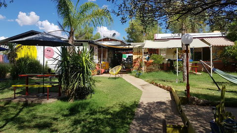 Alice\'s Secret Travellers Inn - Airlie Beach Holiday 20