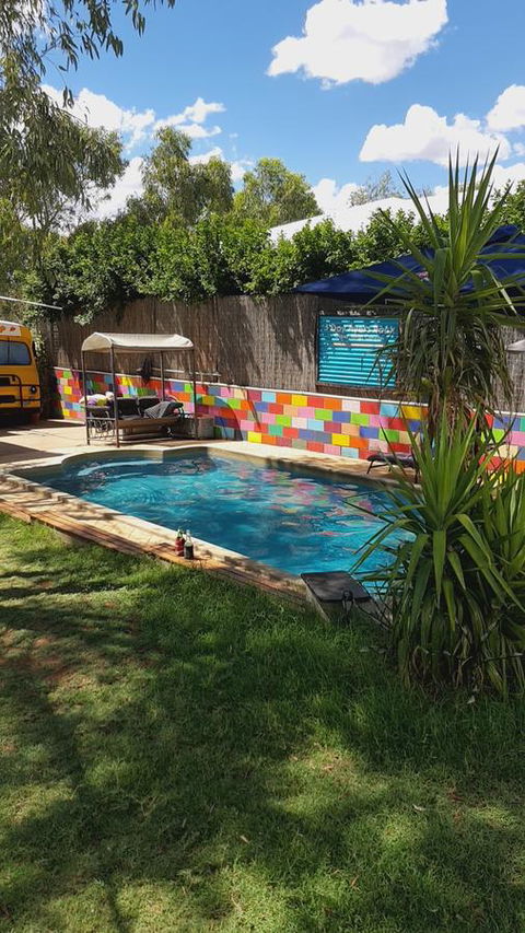 Alice\'s Secret Travellers Inn - Airlie Beach Holiday 17