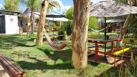 Alice\'s Secret Travellers Inn - Airlie Beach Holiday 24