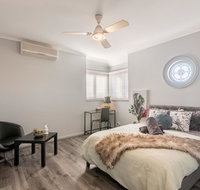 Boutique Private Rm situated in the heart of Burwood7 - Airlie Beach Holiday