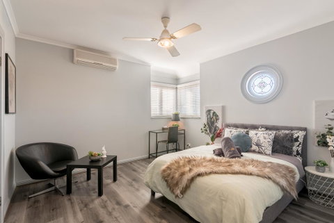 Boutique Private Rm Situated In The Heart Of Burwood7 - Airlie Beach Holiday 0