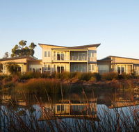 Broadbeach Inverloch Resort - Airlie Beach Holiday
